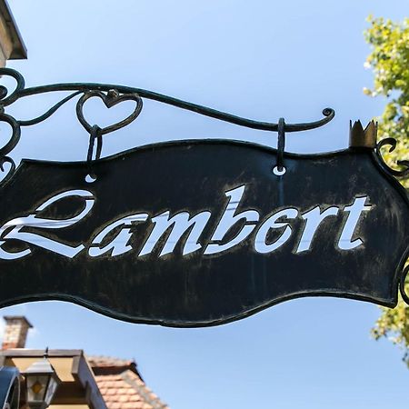 Lambert Hotel Berehove  Exterior photo